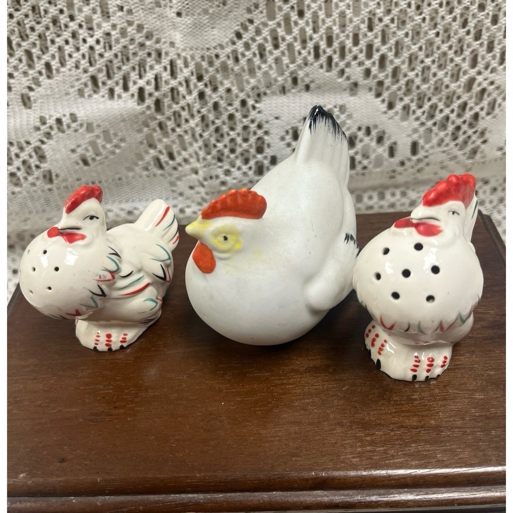 Vintage Puffed Up Rooster Hen Chicken Salt Pepper Shakers w/ additional figure